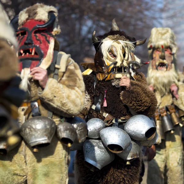 Los Participantes Participan Festival Internacional Juegos Mascaradas Surva Festival Promueve — Foto de Stock