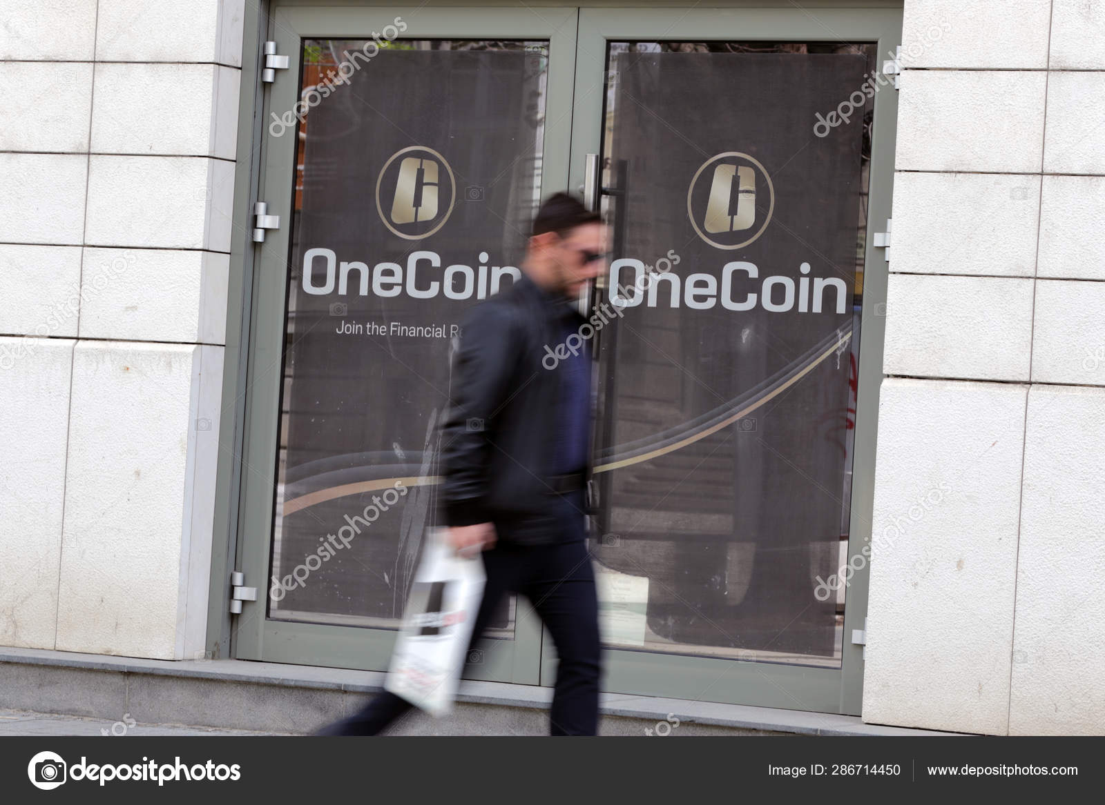 ワンコイン暗号通貨 — ストック編集用写真©Belish#286714450