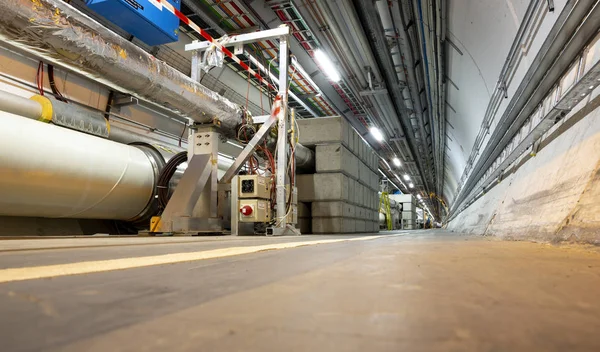El Gran Colisionador de Hadrones en el CERN — Foto de Stock