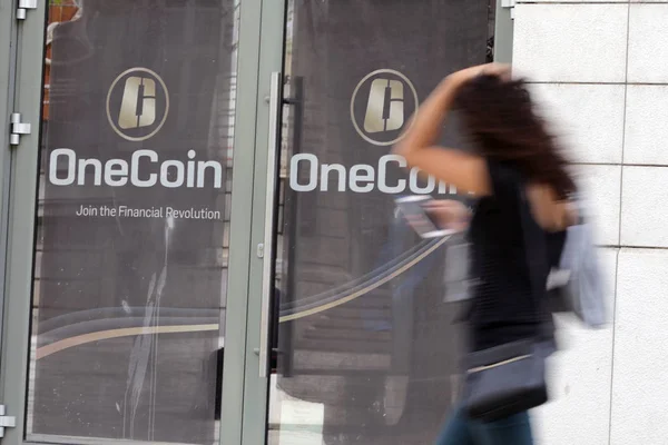 OneCoin cryptocurrency — Stock Photo, Image