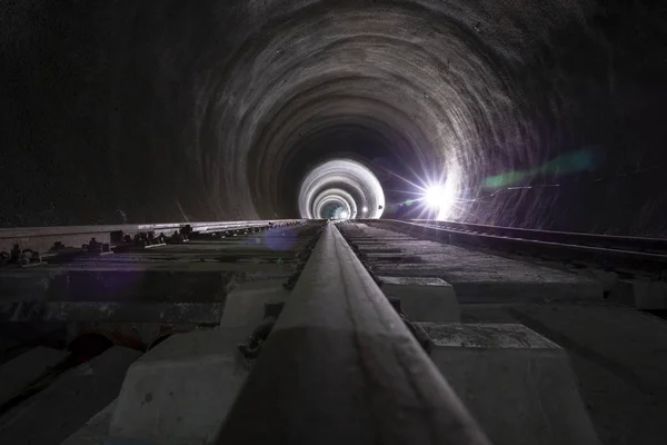 地下トンネルレール — ストック写真