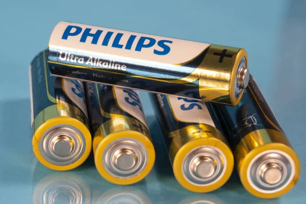 Baterías múltiples de Philips AA —  Fotos de Stock