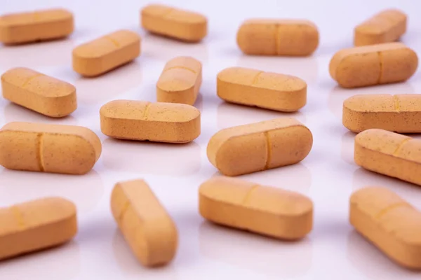 Farmaceutische industrie drugs pillen vitaminen — Stockfoto