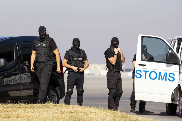 Agents des douanes et de la protection des frontières — Photo