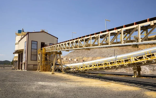 Aufzüge für Goldminen — Stockfoto