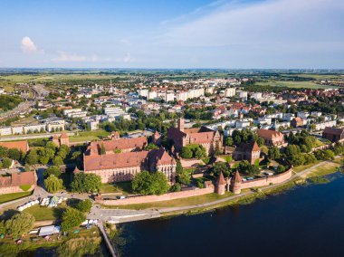 Anteni: Malbork Castle Polonya, yaz saati