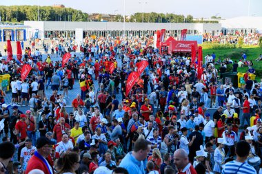 Kaliningrad, Rusya Federasyonu - 28 Haziran 2018: Kalabalık hayran olacak maç için FIFA Dünya Kupası 2018 sırasında