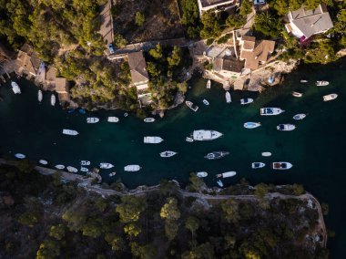 Anteni: Bay, Cala Figuera Mallorca, İspanya