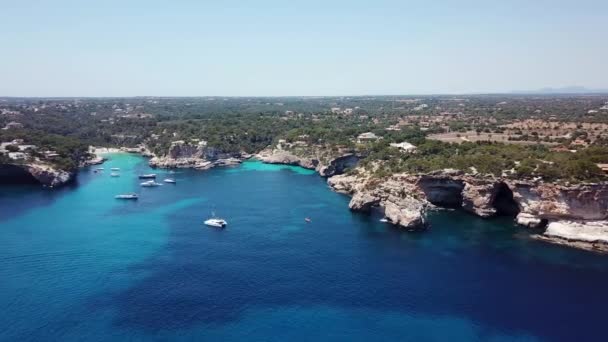 Aerea Arco Naturale Vicino Cala Santanyi Maiorca Spagna — Video Stock