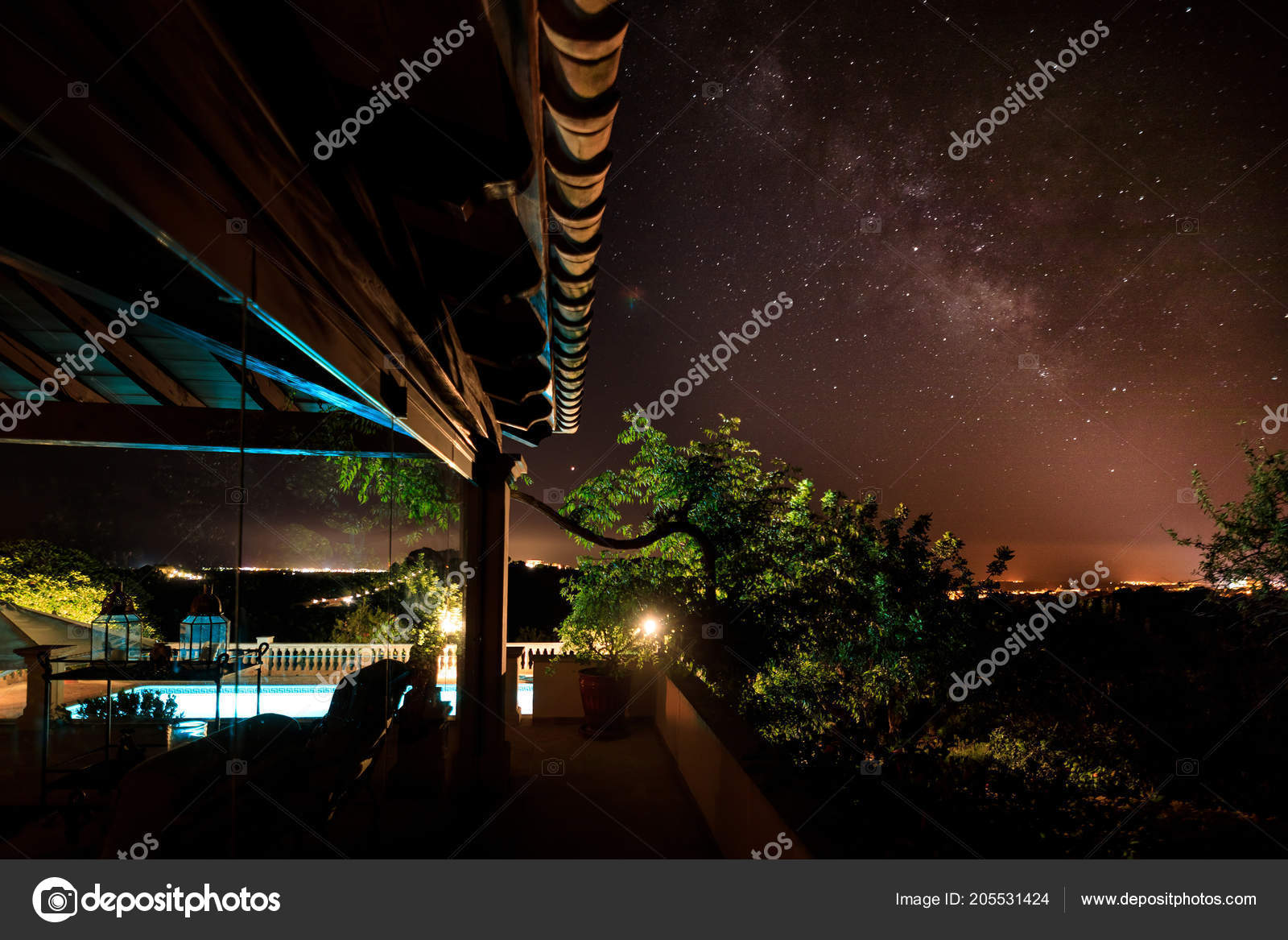 Cour Maison Espagnole Sous Ciel étoilé Photographie