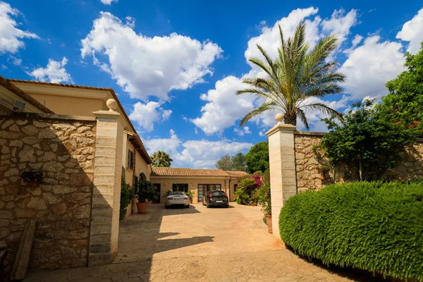 Courtyard House Summer — Stock Photo, Image