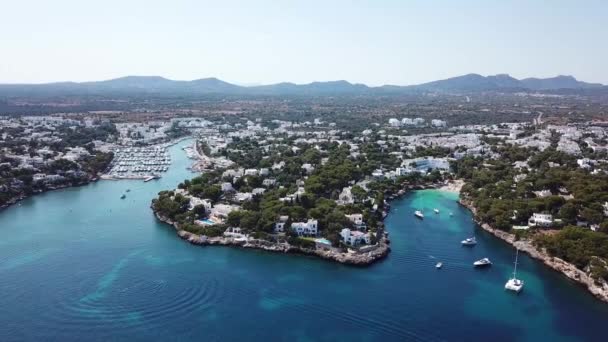 Aerial Cala Resort Town Majorque Espagne — Video