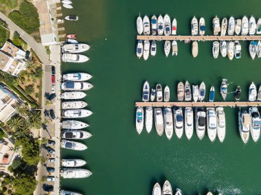 Hava: Cala D'Or tatil beldesi Mallorca, İspanya İskelesi