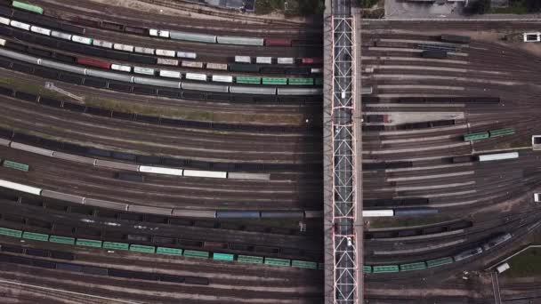 Antenne Brug Goederentreinen Depot — Stockvideo