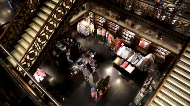 Paris France Septembre 2018 Certaines Personnes Font Shopping Dans Boutique — Video