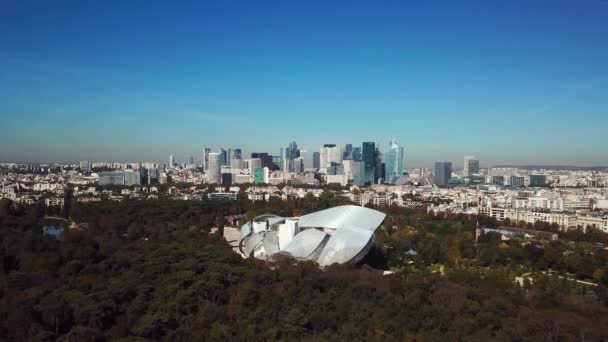 Paris Frankrijk September 2018 Luchtfoto Van Het Moderne Glazen Gebouw — Stockvideo