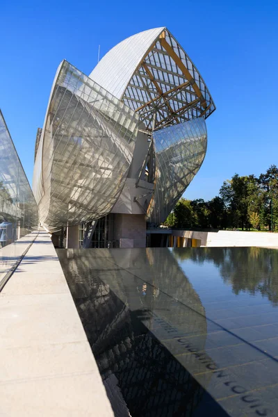 Paris Frankrijk September 2018 Moderne Glazen Gevel Van Het Gebouw — Stockfoto