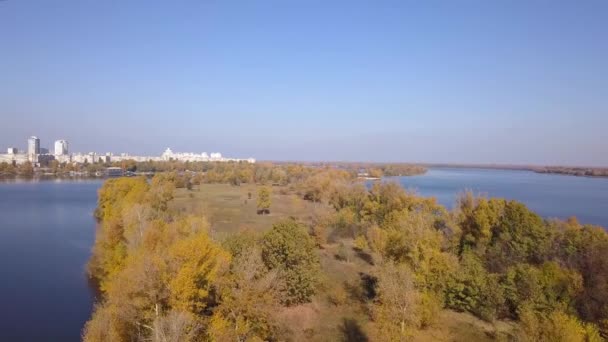 Aérien Île Sur Rivière Dnipro Dans District Obolon Kiyv Heure — Video