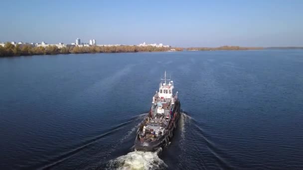 Hava Gemi Dnipro Nehir Tarafından Sonbaharda Gider — Stok video