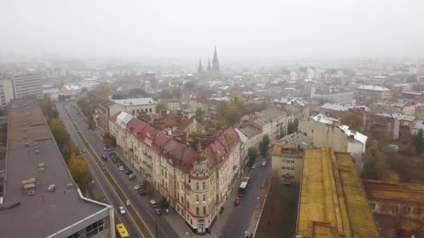 Letecký Pohled Roh Domu Pozadí Kostel Olha Elizabeth Lvově Ukrajina — Stock video