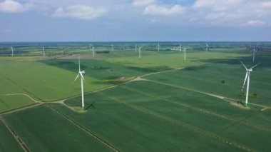 Tarım alanında rüzgar santralleri