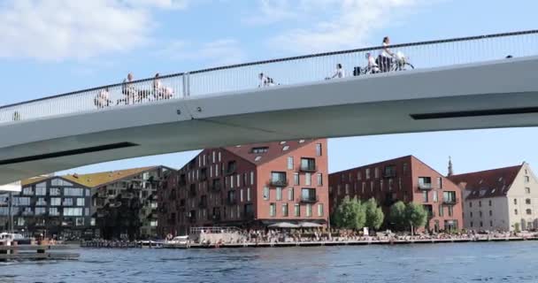 Copenhagen Denmark July 2019 Cyclists Traffic Bridge View Water — Stock Video