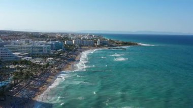 Protaras plajının havadan görünümü, Kıbrıs
