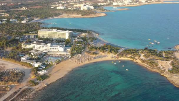 Luchtfoto Het Strand Van Makronissos Cyprus — Stockvideo