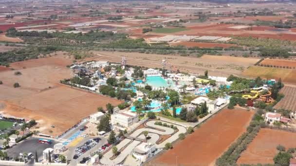 Luchtfoto Waterpark Ayia Napa Badplaats Cyprus — Stockvideo