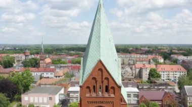 Çernyahovsk, Rusya 'daki Başmelek Michael Kilisesi' nin havadan görünüşü