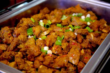 Tatlı ve Baharatlı Kabuklular Yemek buketi