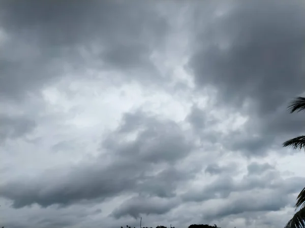 Beautiful Cool Weather Black Clouds — Stock Photo, Image