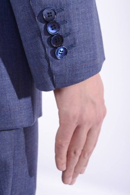 Kelepçeleri el ve beyaz izole