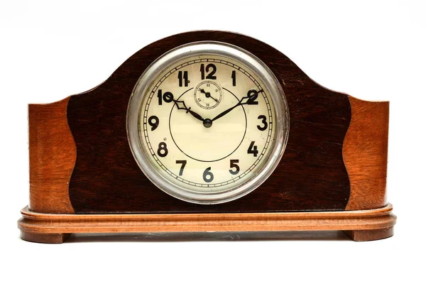 Relógio Mesa Madeira Fundo Branco — Fotografia de Stock