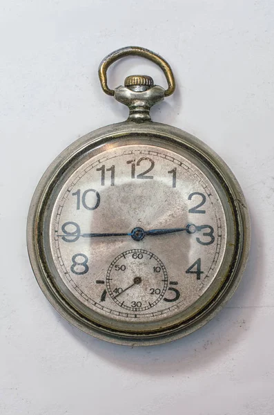 Vintage Oude Horloge Witte Achtergrond — Stockfoto