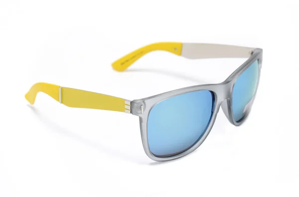 Óculos Sol Com Moldura Larga Vidro Amarelo Isolado Branco — Fotografia de Stock