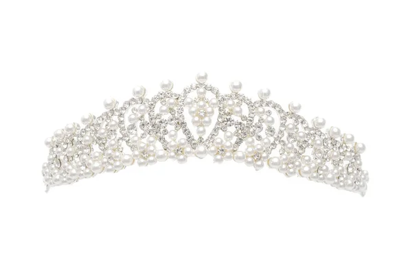 ダイヤモンドと真珠白で隔離と銀の王冠 — ストック写真