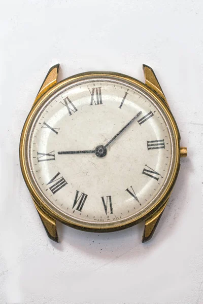 Vintage Vecchio Orologio Polso Sfondo Bianco — Foto Stock