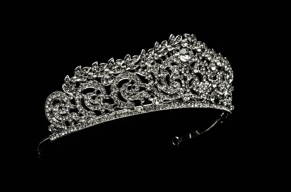 Zilveren Diadeem Met Diamanten Geïsoleerd Zwart — Stockfoto