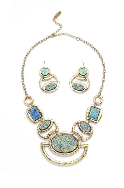 Цветовое Ожерелье Серьгами Белом Фоне — стоковое фото