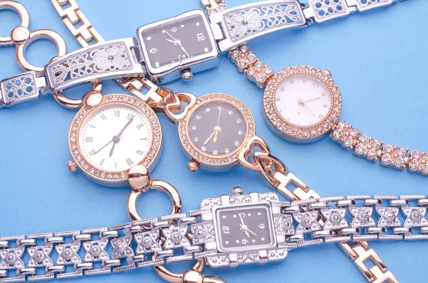 Frauen Armbanduhren Isoliert — Stockfoto