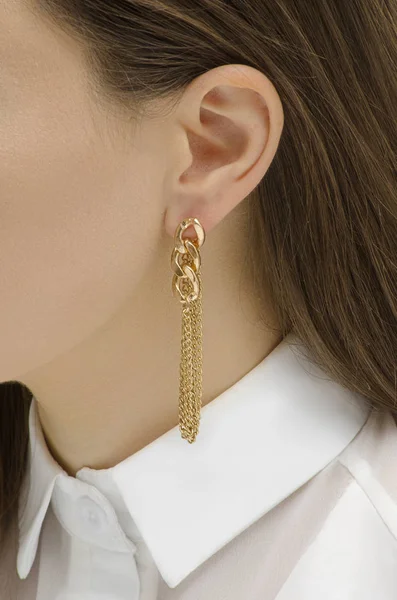 Gold Chain Earrings Female Ear — Stock Photo, Image