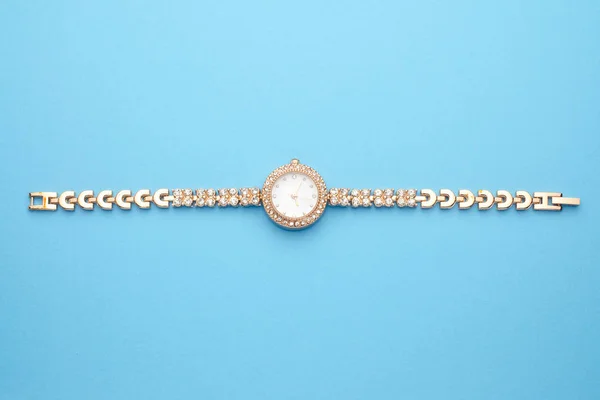 Orologi Polso Oro Donna Con Diamanti Isolati — Foto Stock