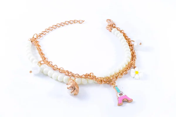 Bracelet Avec Perles Pendentifs Isolés Sur Blanc — Photo