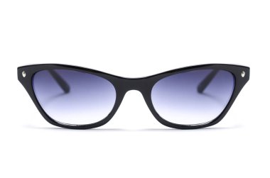 Beyaz izole kadın güneş gözlüğü