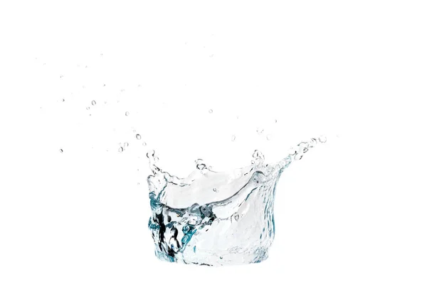 Woda Rozlewająca Się Białym Tle Koncepcja Odświeżania — Zdjęcie stockowe