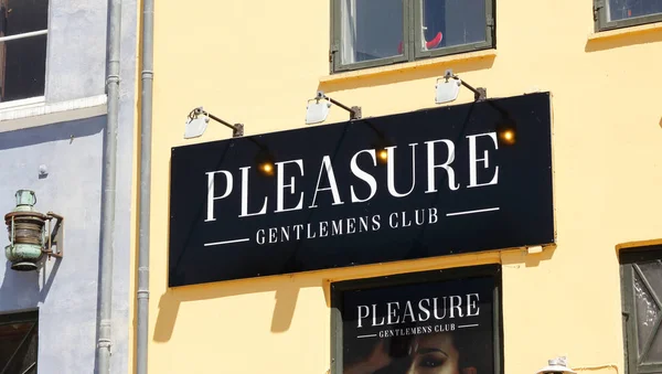 Kopenhagen Denemarken Juni 2018 Het Teken Buiten Plezier Gentlemen Club — Stockfoto