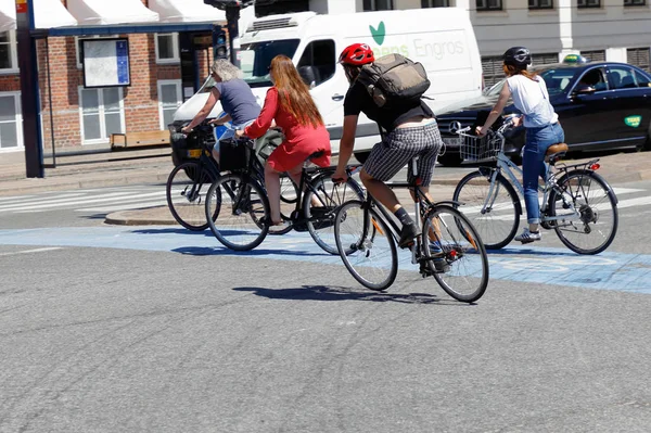 Copenhague Danemark Juin 2018 Vue Arrière Groupe Cyclistes Sur Une — Photo