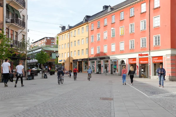 Sodertalje Švédsko Června 2016 Pohled Pěší Ulici Jarnagatan Olof Palmes — Stock fotografie
