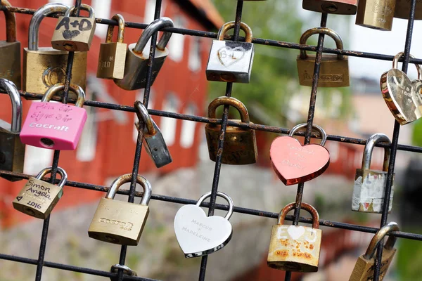 Vasteras Sweden May 2017 Bridge Fence Pad Locks Symbol Love — Stock Photo, Image